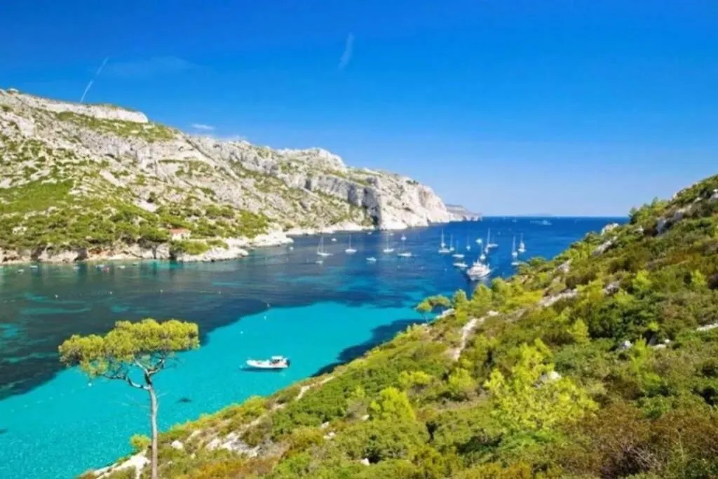 Marseille Entre Plage Et Calanques Chez Steph 0*,  France